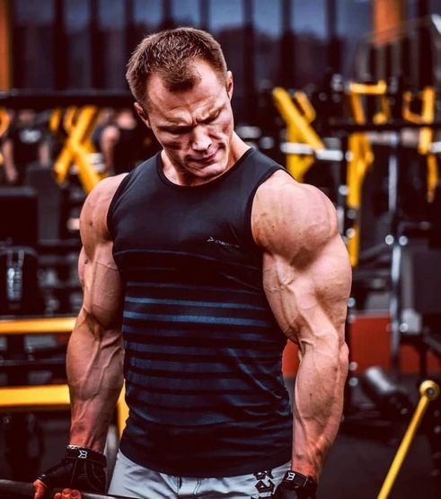 Inibitori dell Aromatasi: Un Approccio Innovativo nel Trattamento del Cancro al Seno Inibitori dell Aromatasi: Un Approccio Innovativo nel Trattamento del Cancro al Seno